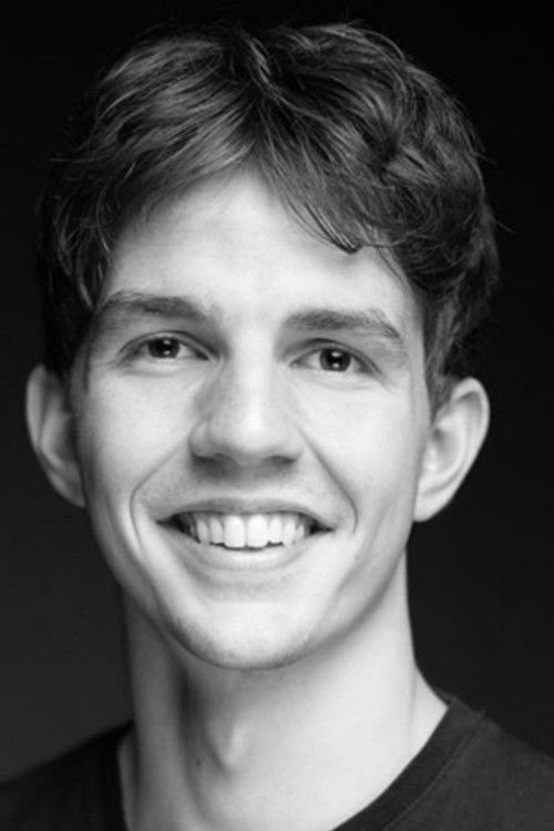 Martin Stokke Mathiesen as Evan Hansen