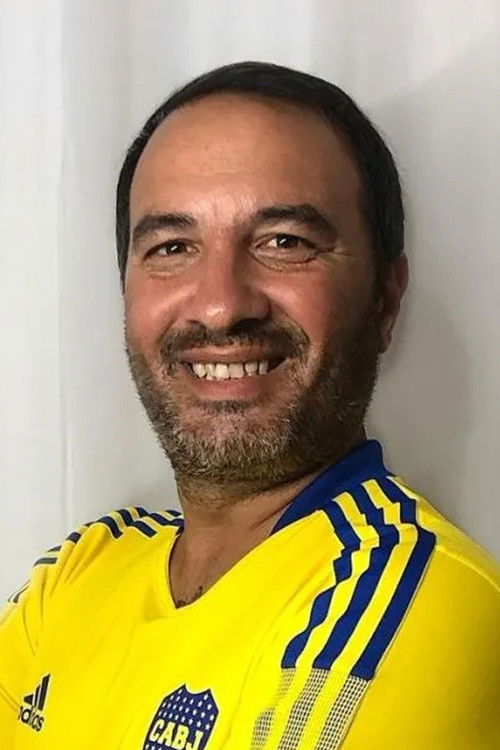 Diego Mazzilli as Él mismo