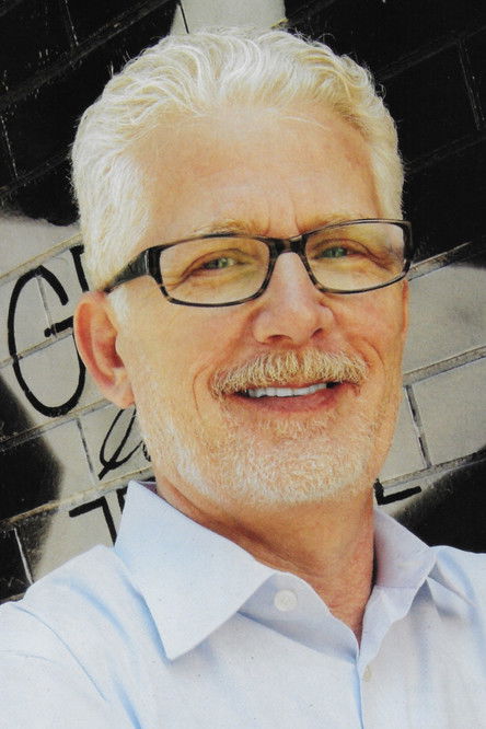 Alan Leeds as Stage Hand