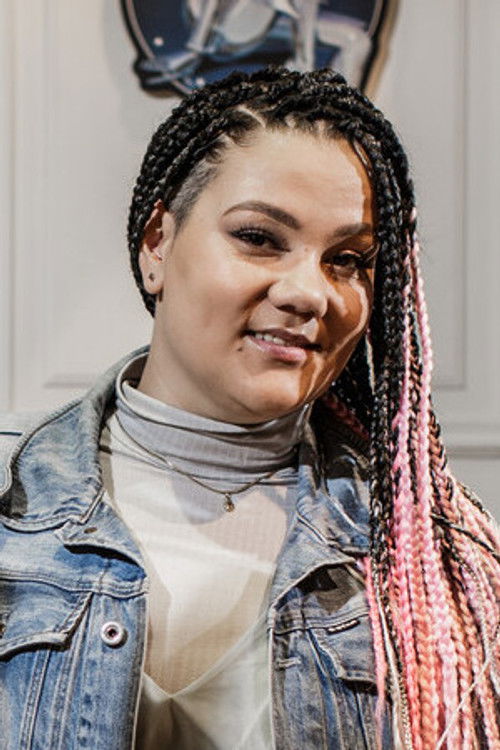 Gladys Ferro as Self - Coach