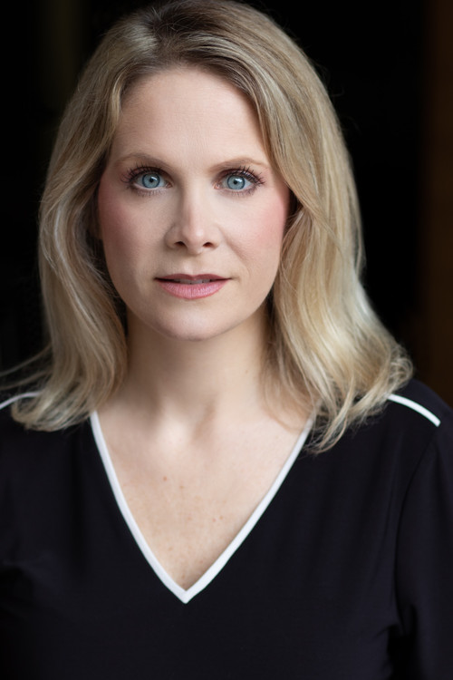 Jessica Lemon Wilkinson as Detective