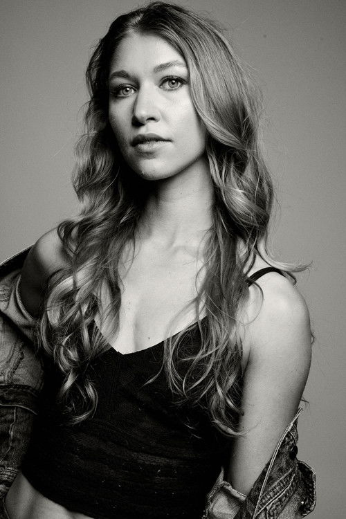 Sara Taskinen as Maggie Ryan