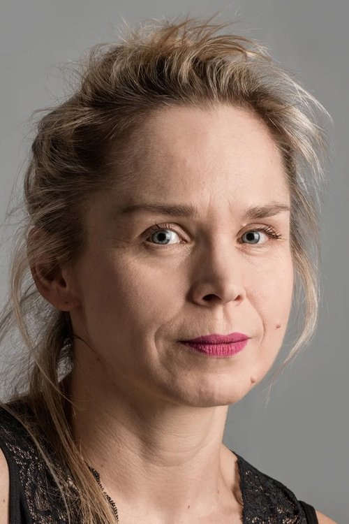 Karolina Adamczyk as 