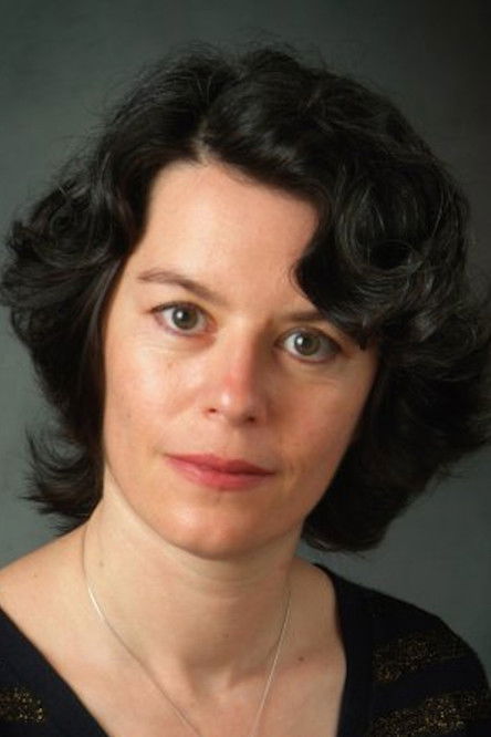 Katerina Stoykova-Klemer as Nadja