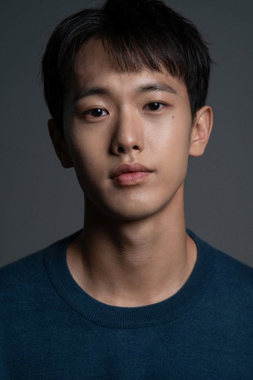 Son Sang-jun as Kim Taek-in
