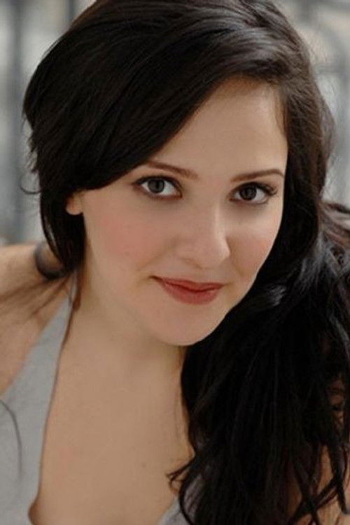 Sofiya Akilova as Vanessa