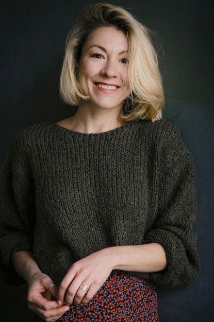 Genija Rykova as Franziska