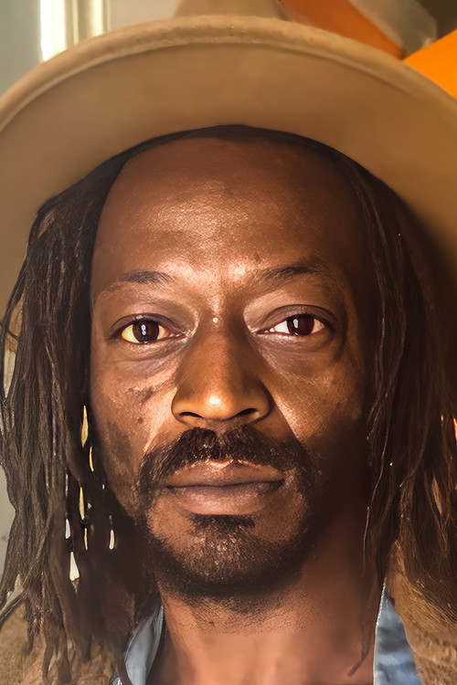 Senso Nzuzi as Alino