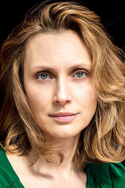 Ruža Madarević as Victoria