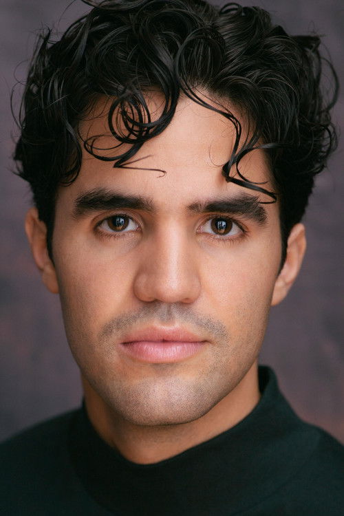 Federico Parra as Victor Rojas