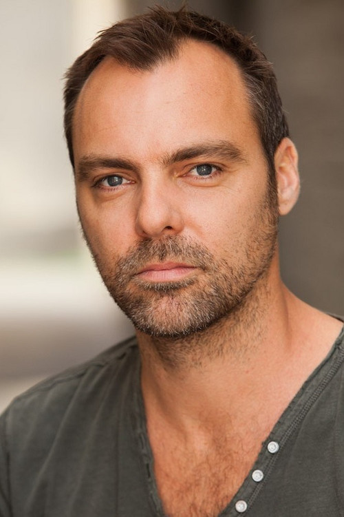 Matthew Holmes as Derek Chubb