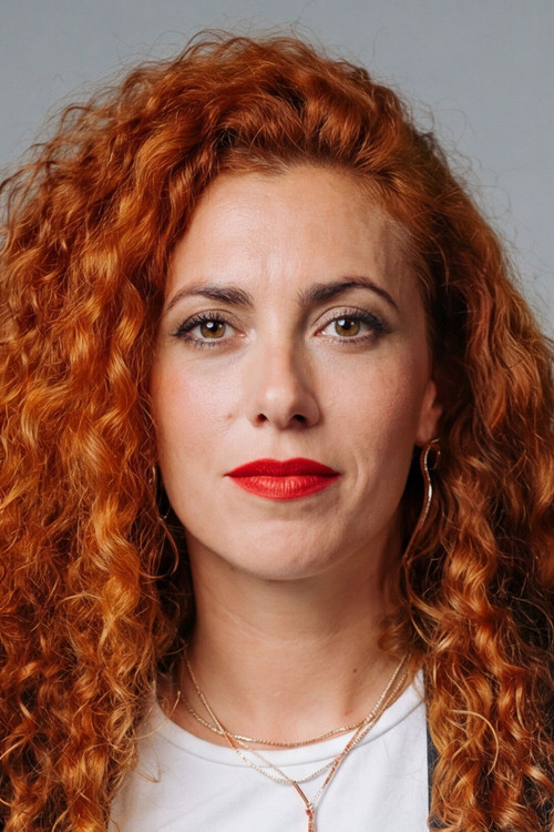 Sofía Privitera as Raquel