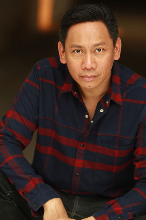 Kenneth Moraleda as Den