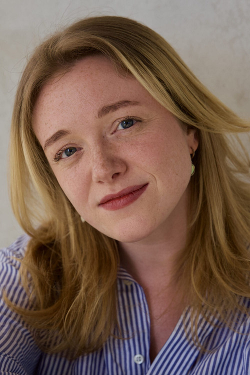 Simone Peters as Luci