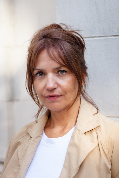 Simone Fuith as Hardware store cashier