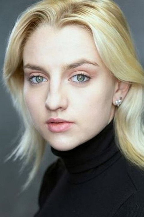 Claudia Grace Mckell as Helena