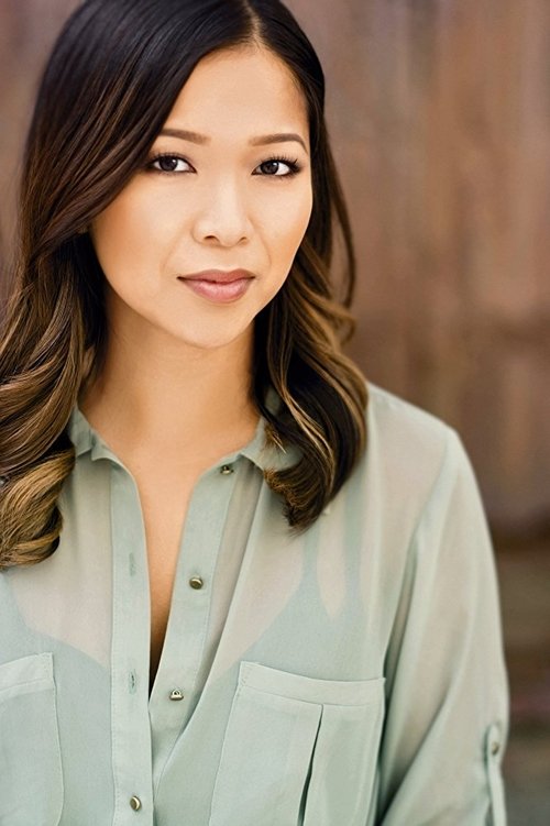 Leana Yu as Hillary Cranford