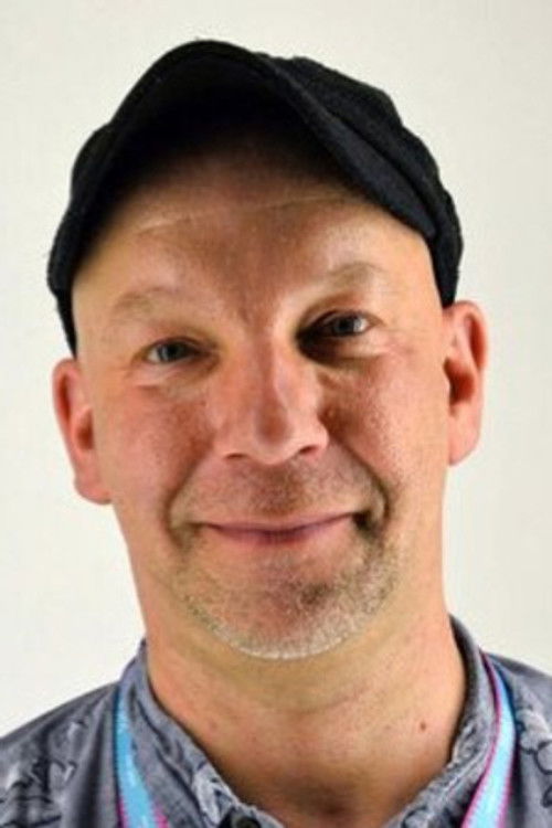 Tor Iben as Preacher