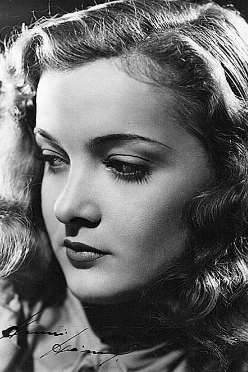 Silvana Roth as Adriana