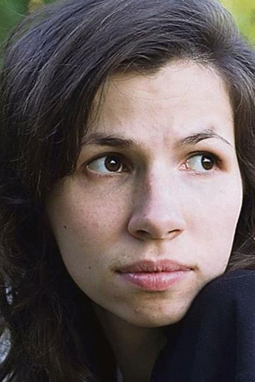 Triin Tenso as Kelly