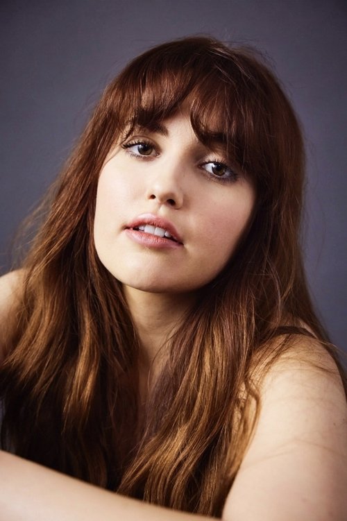 Laken Giles as Chloe Rousseau