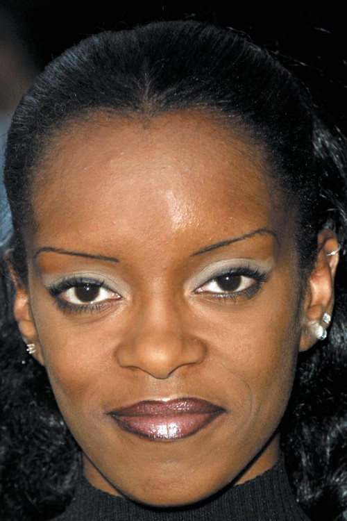 Bruklin Harris as Callie Roberts