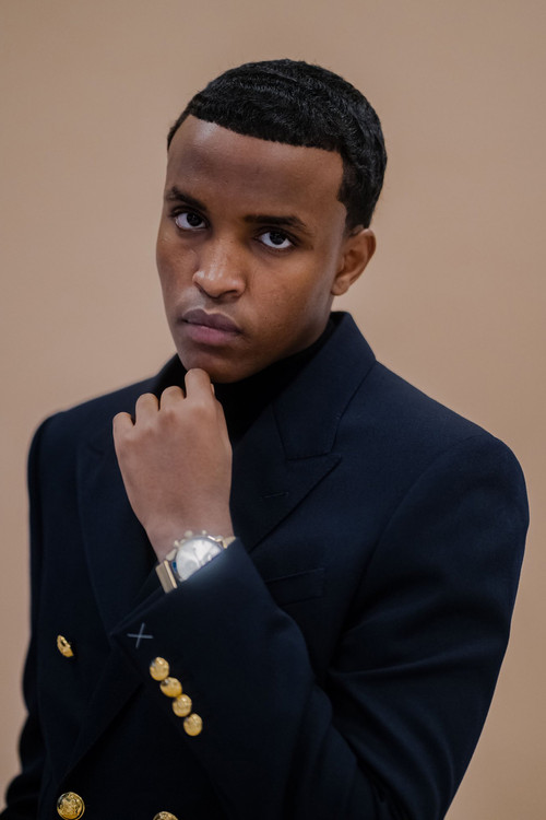 Mohammed Aden Ali as Sharif
