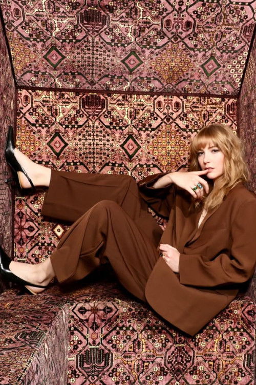 Stevie Wynne Levine as 