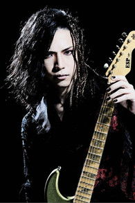 Ohmura Takayoshi as God of Guitar