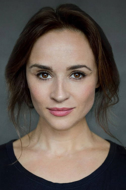 Emma Pierson as Sarah Robinson