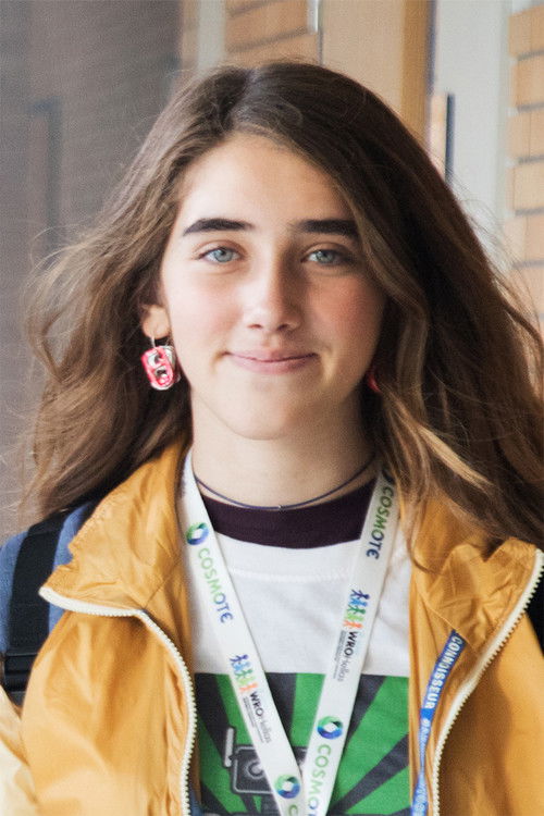 Sofia Simoni as Sofia