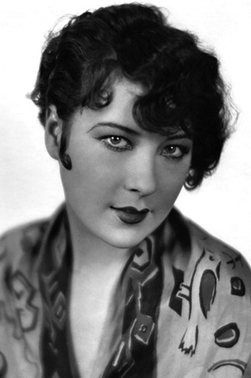 Yola d'Avril as Hotel Maid (uncredited)