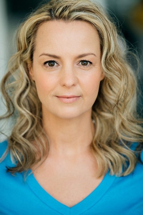 Katharina Pichler as Beatriz
