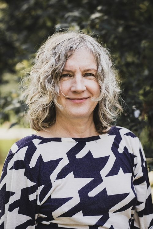 Andrine Sæther as Social Worker