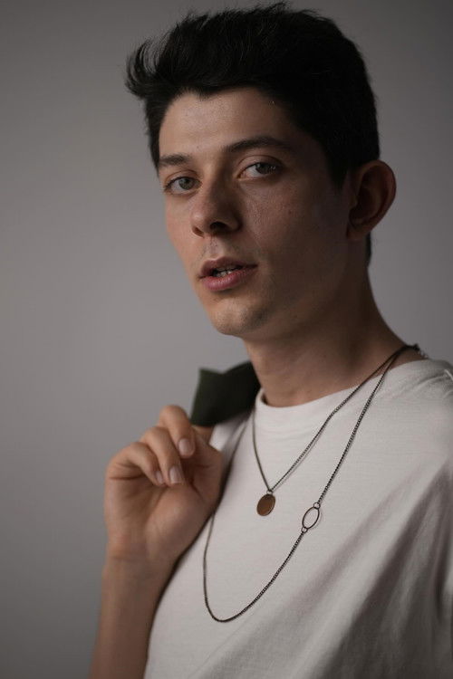 Onur Can Kaplan as Orhan