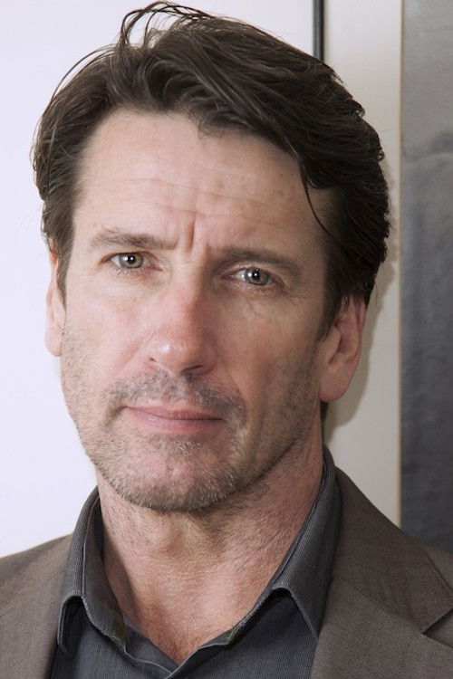 David E. Woodley as Hopper Hadley