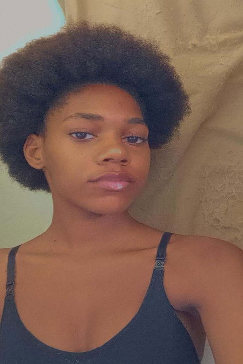 Natália Ignácio as Sombra