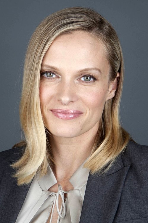Vinessa Shaw as Leigh