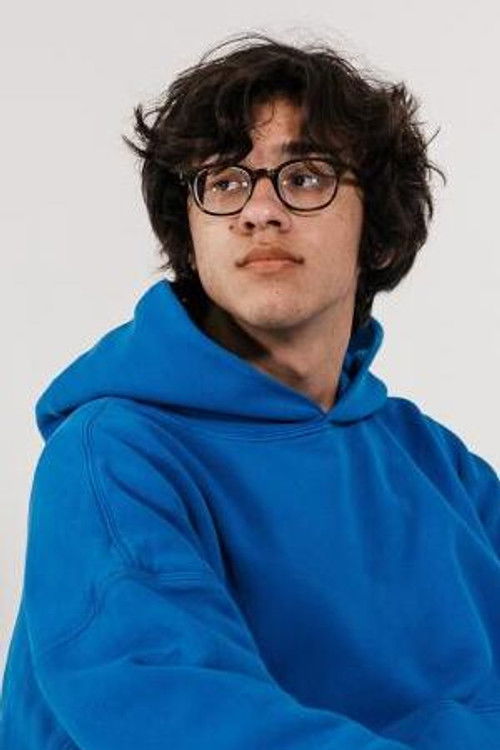 Oscar Luis Santos Figueroa as Tommy