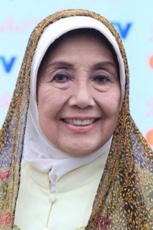 Nani Widjaja as Nenek Rakha