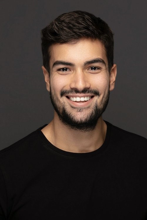 Yiğit Oruçoğlu as Kürsat