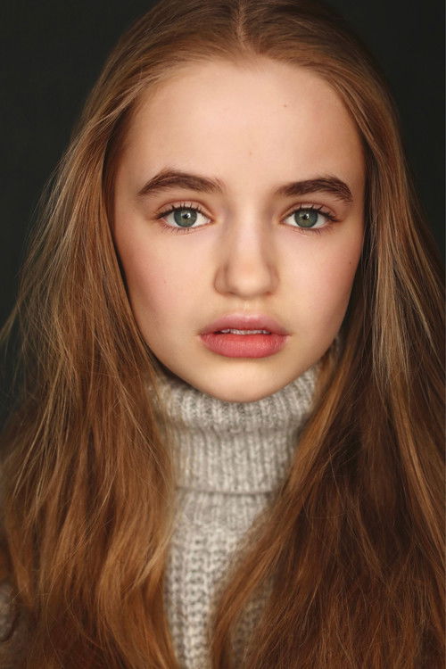 Nell Fisher as Holly Wheeler