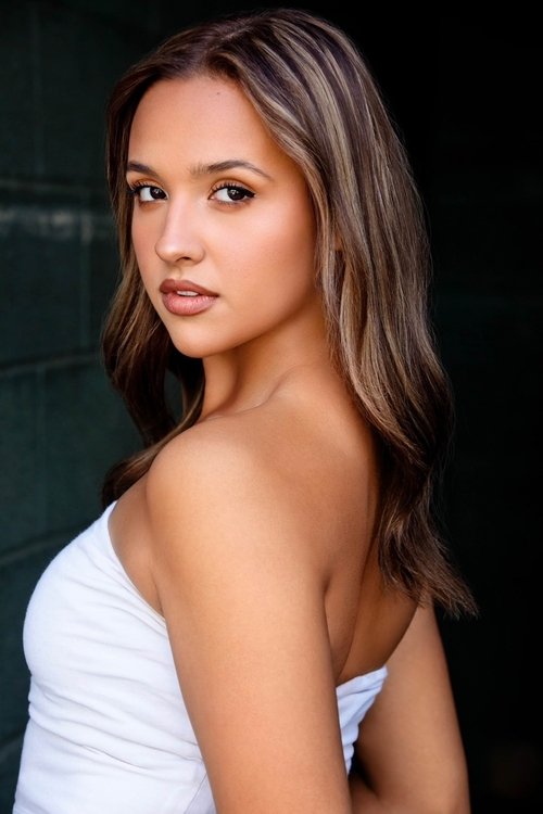 Carissa Murray as Cassie Freemont