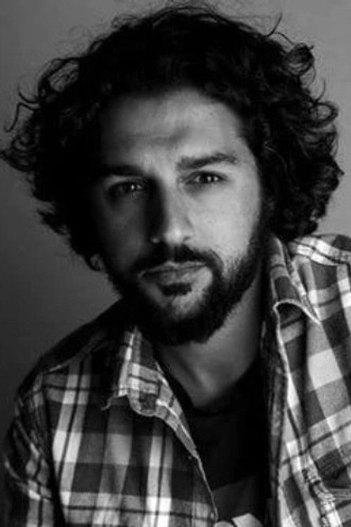 Marco Medeiros as Marco Fernandes