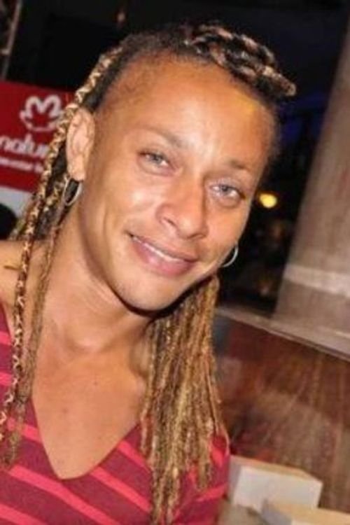 Lyu Árisson as Yolanda