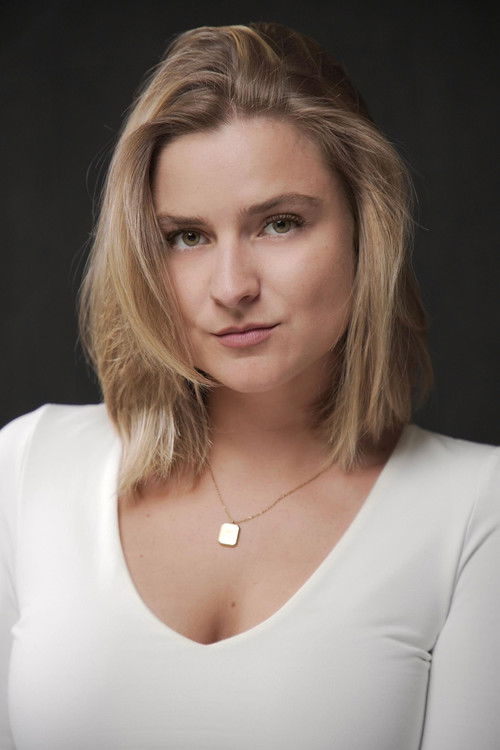 Salome Costa as Ella