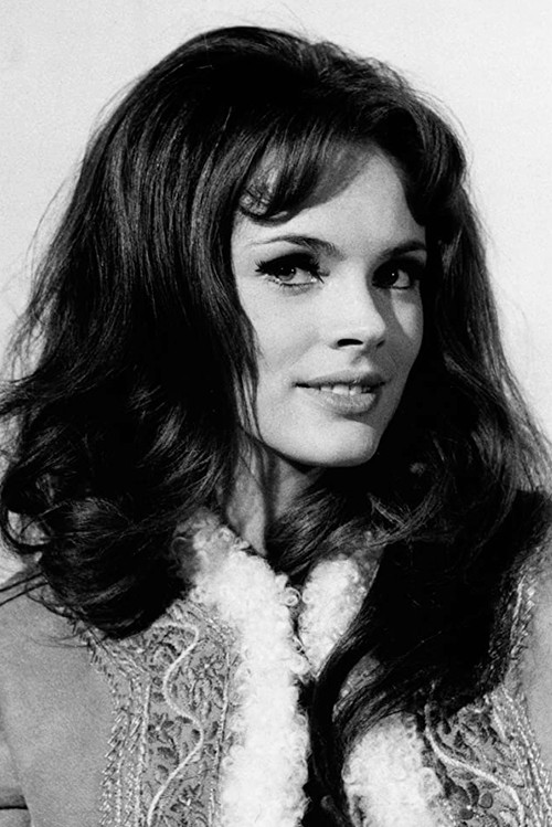 Marlies Dräger as Leslie