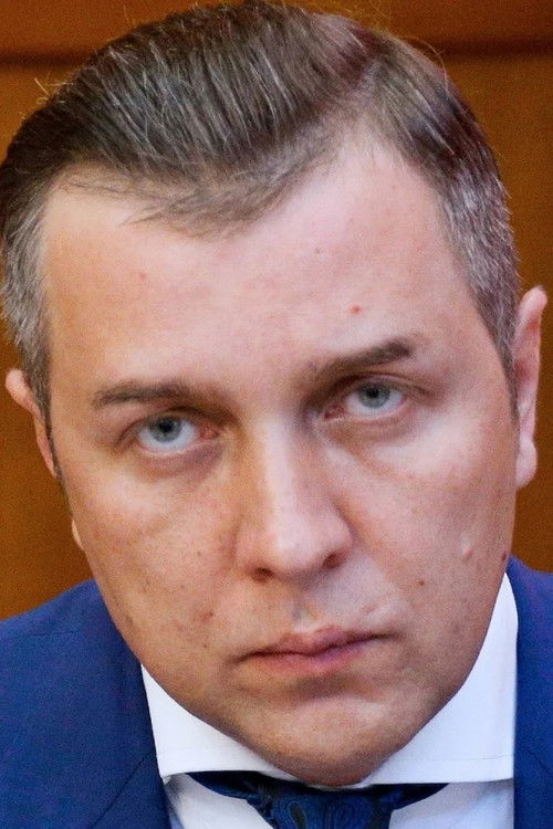 Aleksandr Starovoytov as Minister