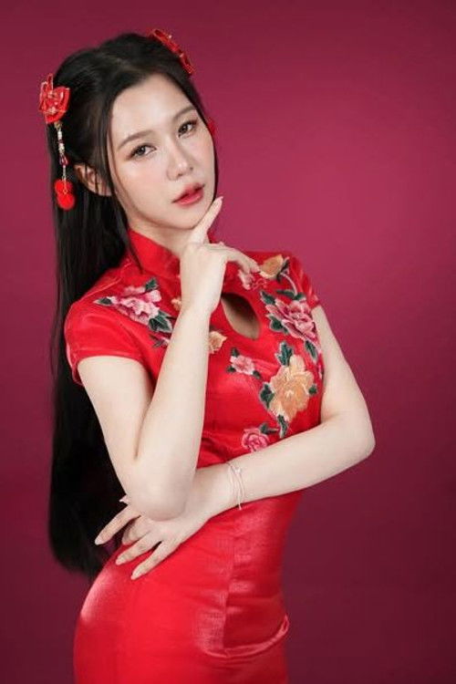 ปุยฝ้าย ชนิดาภา as Irene