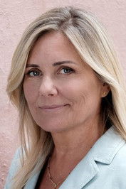 Eva Ravnbøl as Sig selv